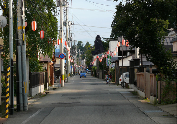 ���������i