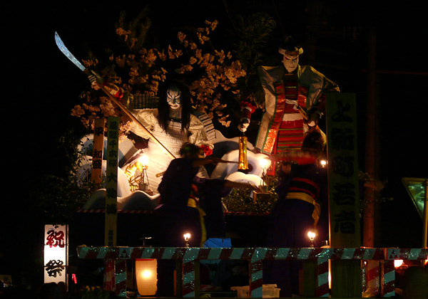 ��V�����