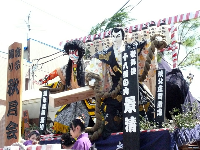 �����y�����