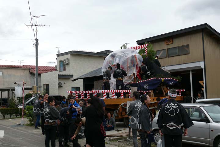 �����y�����