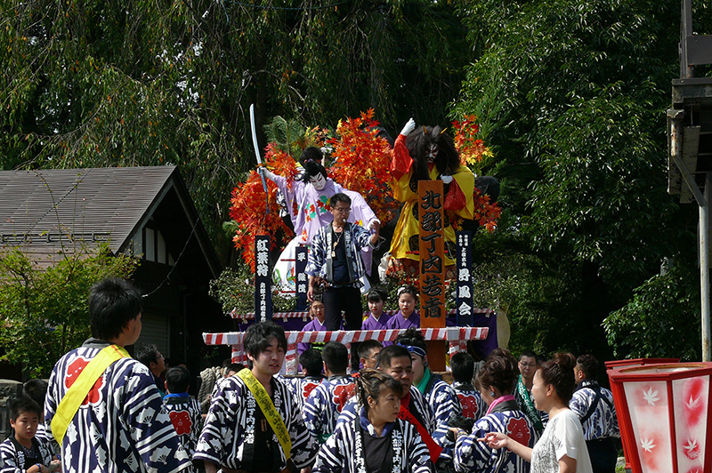 �k���������