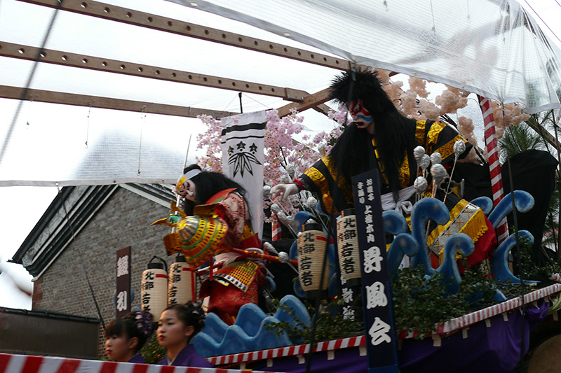 �k���������