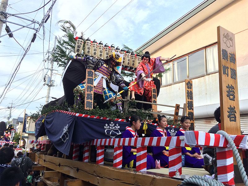 �����y�����